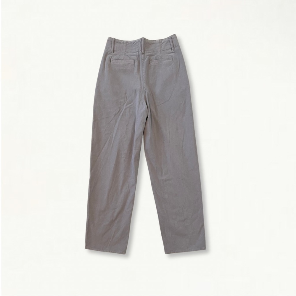 SOLD Aritzia Wilfred Free Ascendant Pant High-Waisted Utility Pants in Purple - Picture 12 of 16